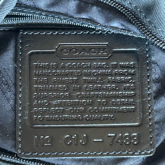 COACH Vintage ‘01 Gender Neutral “Mercer” Twill w/Leather Trim Shoulder Bag - Picture 9 of 9